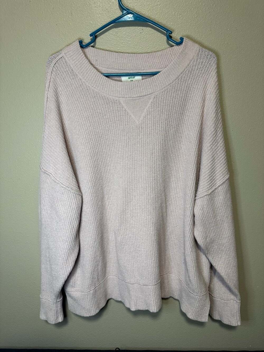Aerie Sweater Size M Pink Knit Pullover Long Sleeve